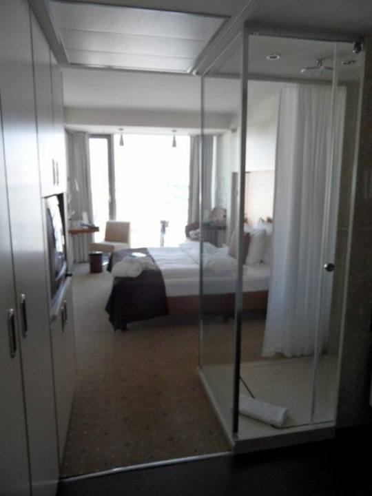 Blick ins Zimmer Occidental Dresden Newa
