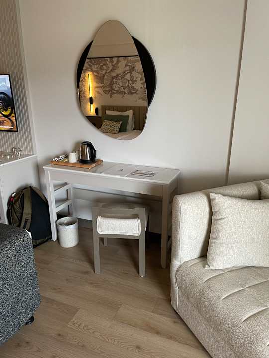 Zimmer Side Breeze Hotel