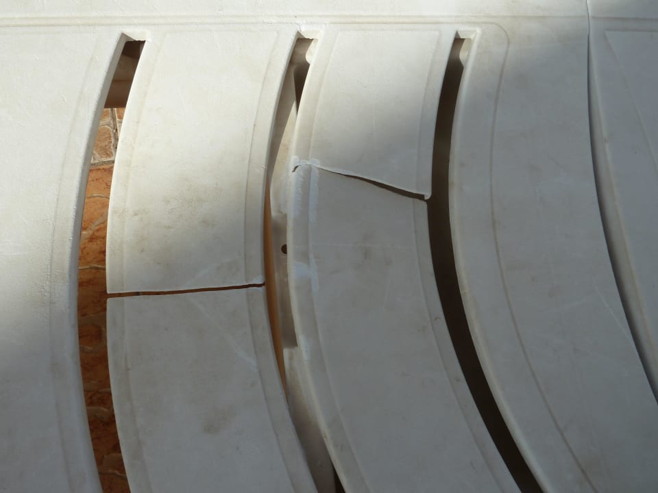 Poolliegen  Utopia Beach Club