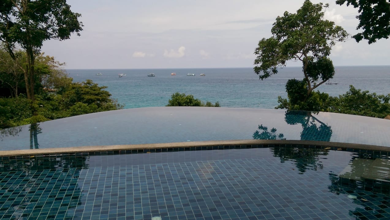 Pool Dusit Buncha Resort