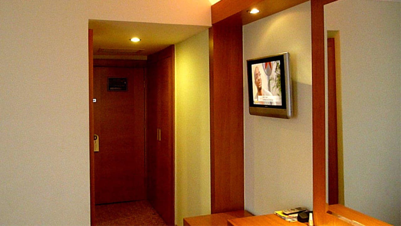 Flur / Eingang Zimmer 808 Hotel Sirma