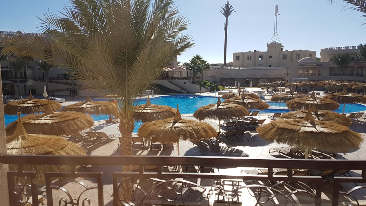Nebenpool Pickalbatros Royal Moderna Resort-Sharm El Sheikh