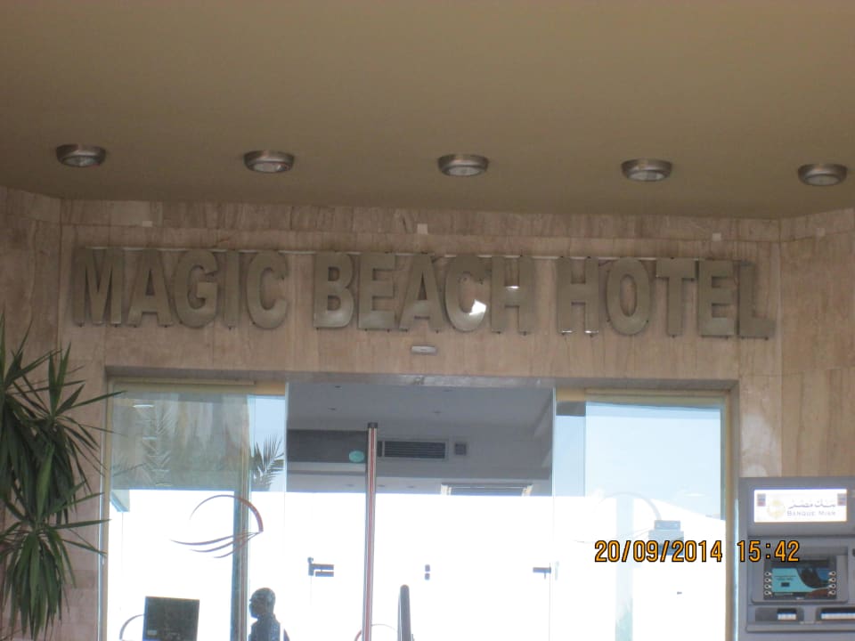 Eingang Magic Beach Hotel Hurghada