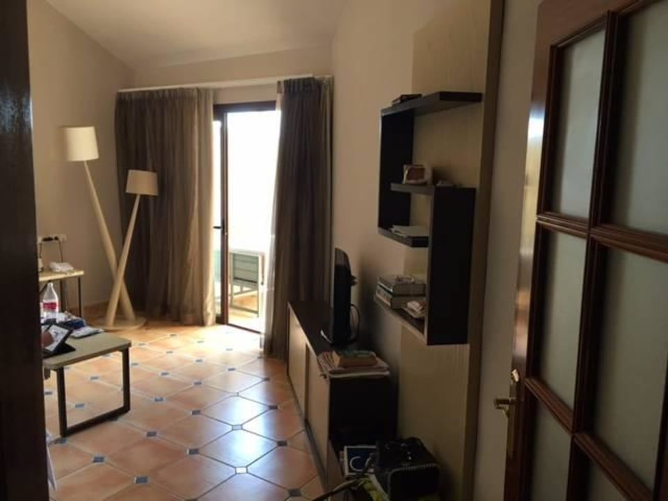 Wohnbereich der Suite H10 Playa Meloneras Horizons Collection