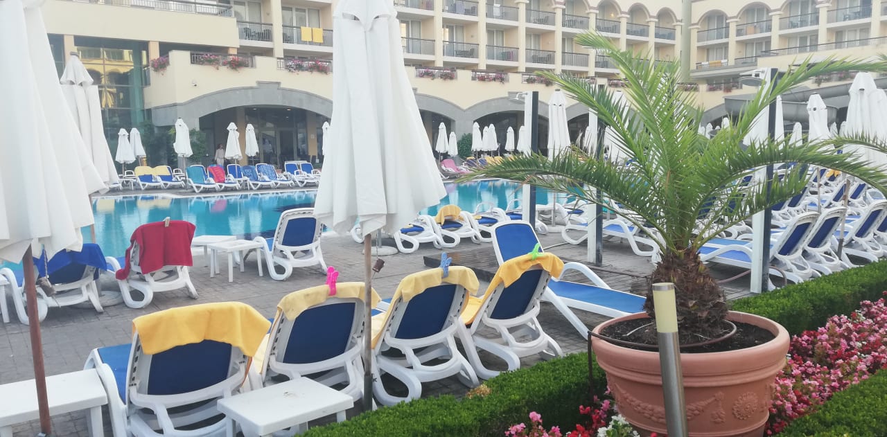 Pool Meliá Sunny Beach
