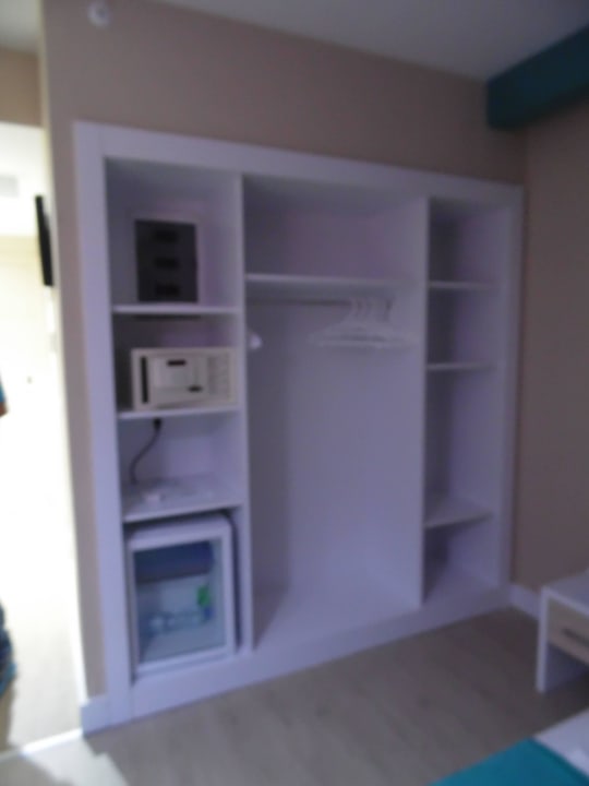 Schrank Sultan of Dreams Hotel & Spa