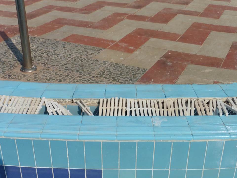 Pool Pensée Royal Garden Beach Resort