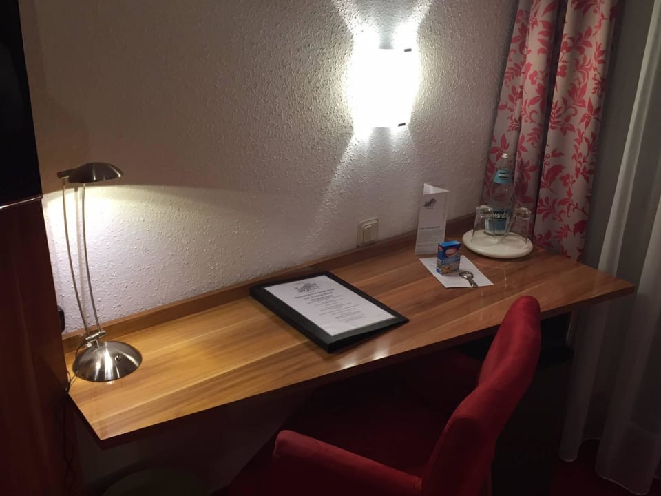 Biurko Wohlfühlhotel Rabenhorst
