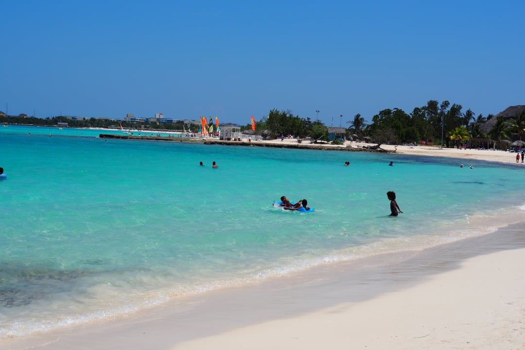 Strand Hotel Playa Pesquero