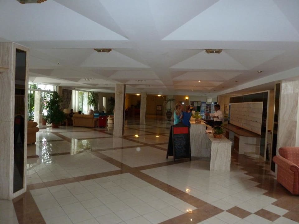 Bereich Eingang Continental Palace