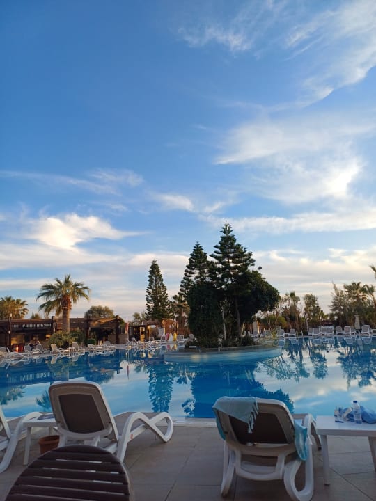 Pool Seamelia Beach Resort