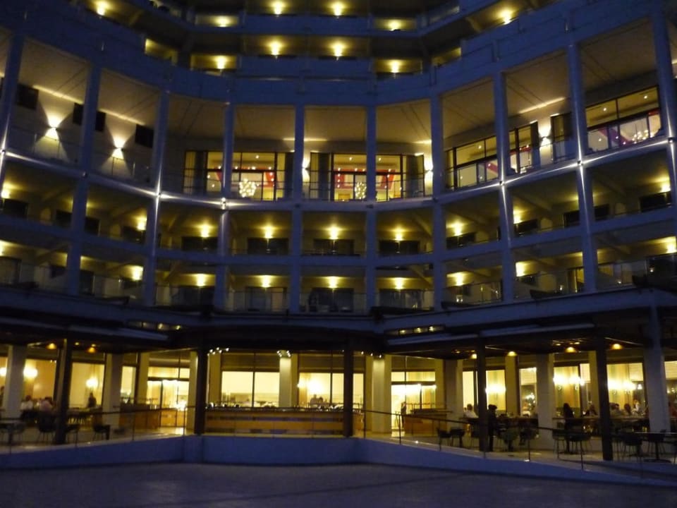 Außenansicht vom Pool aus Elysium Resort & Spa Hotel