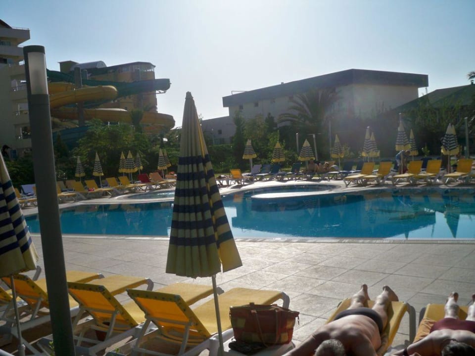 Relax Pool Alaiye Resort & Spa