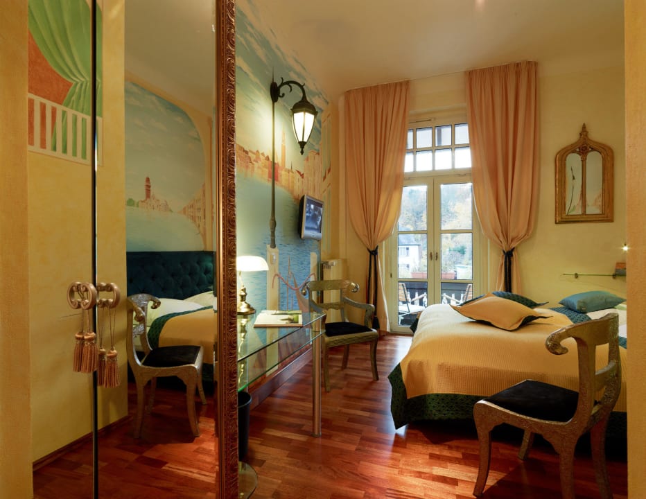 Themenzimmer Piazza San Marco PARK VILLA zentral am Mittelrhein