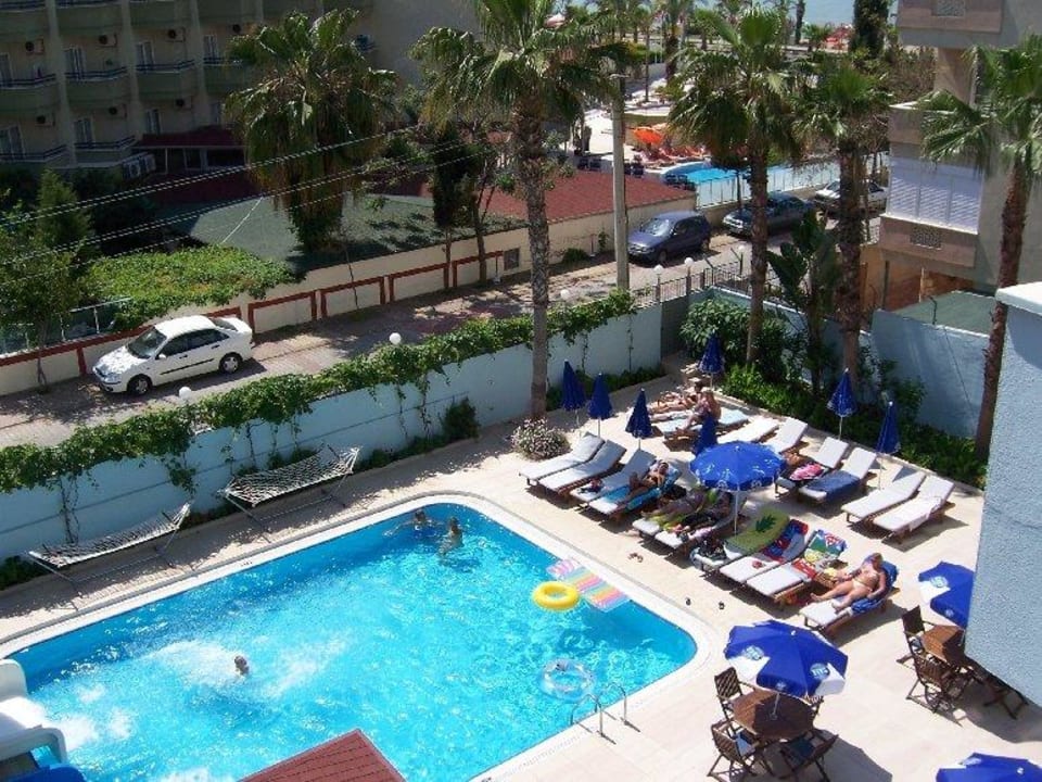 Activity-Pool Blue Diamond Alya