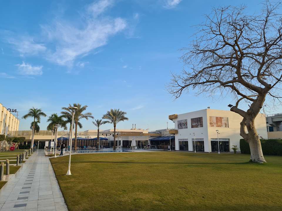 Außenansicht Novotel Cairo Airport