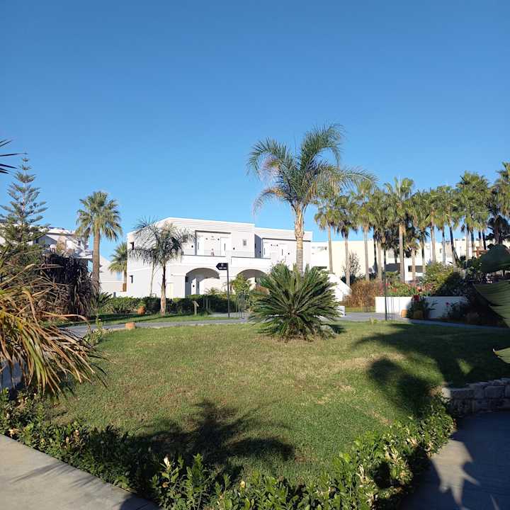 Gartenanlage Delfina Tropic Beach