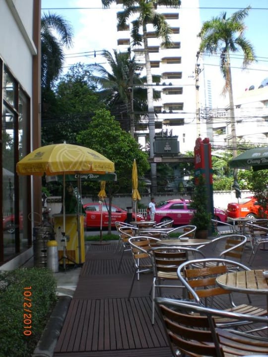 Biergarten Ibis Bangkok Sukhumvit 4 - SHA Extra Plus