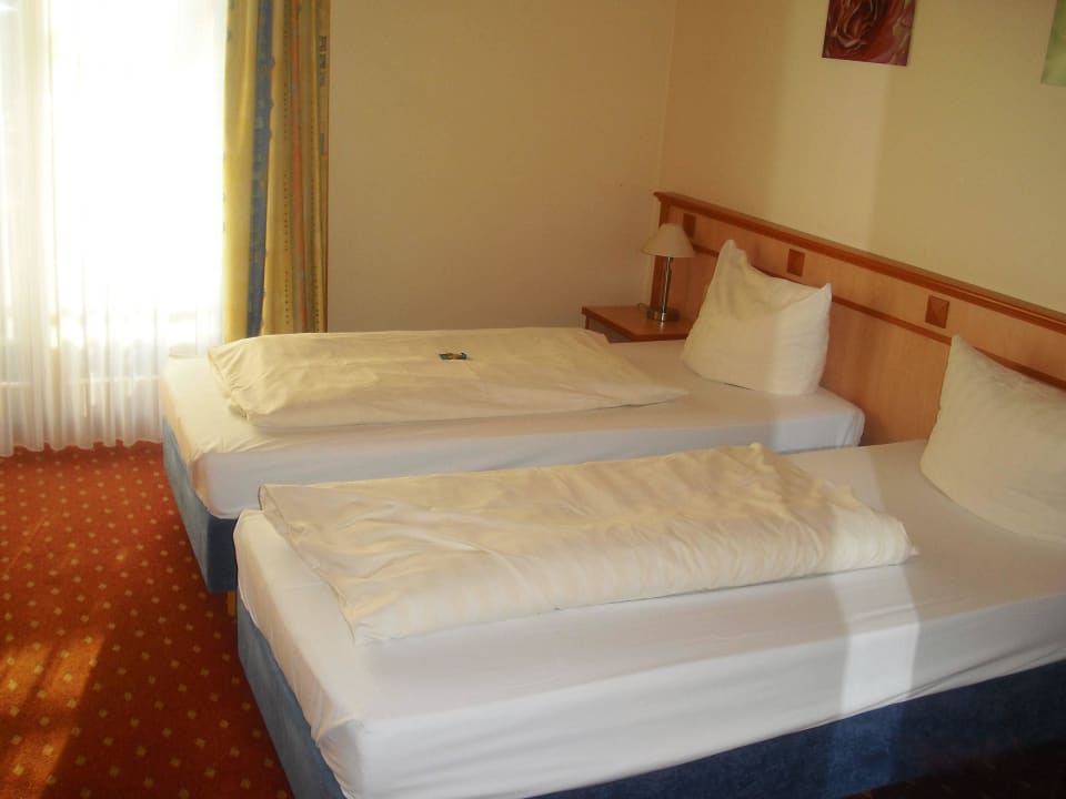 Bett Landgasthof Zur Quelle