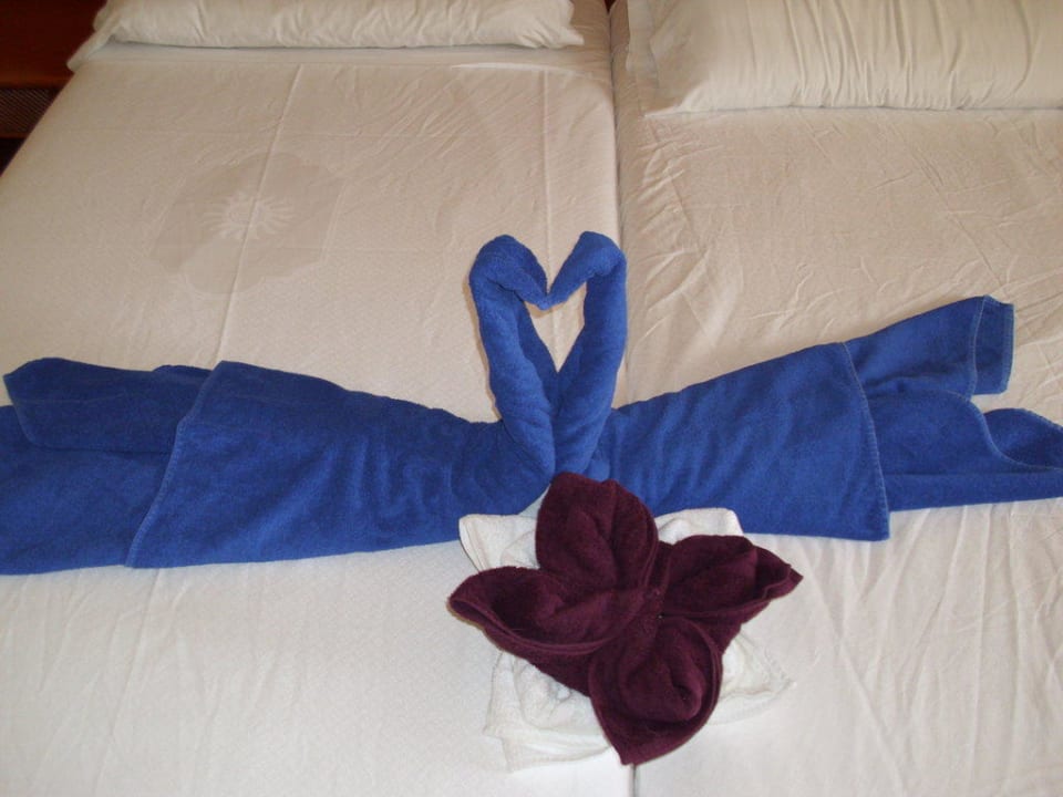 Kunstwerk aus Handtüchern Bahia Principe Sunlight Costa Adeje