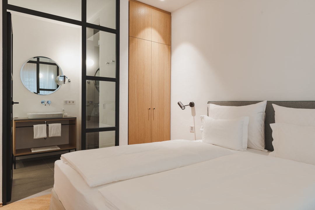 Zimmer Kuntino Suites