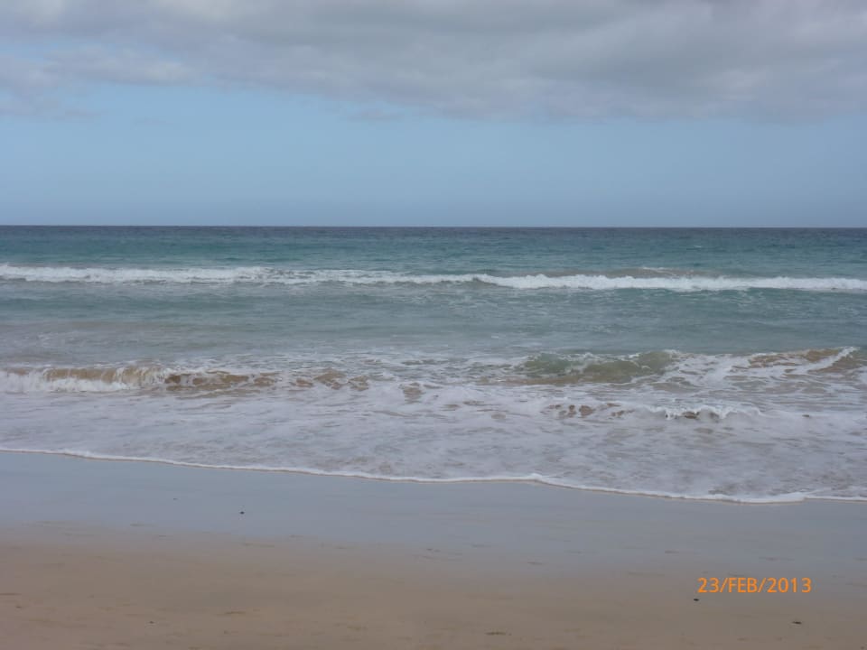 Am schönen feinsandigen Strand   AluaVillage Fuerteventura