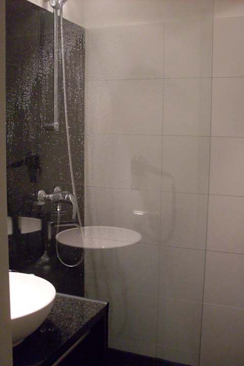 Badezimmer Motel One Hamburg-Alster