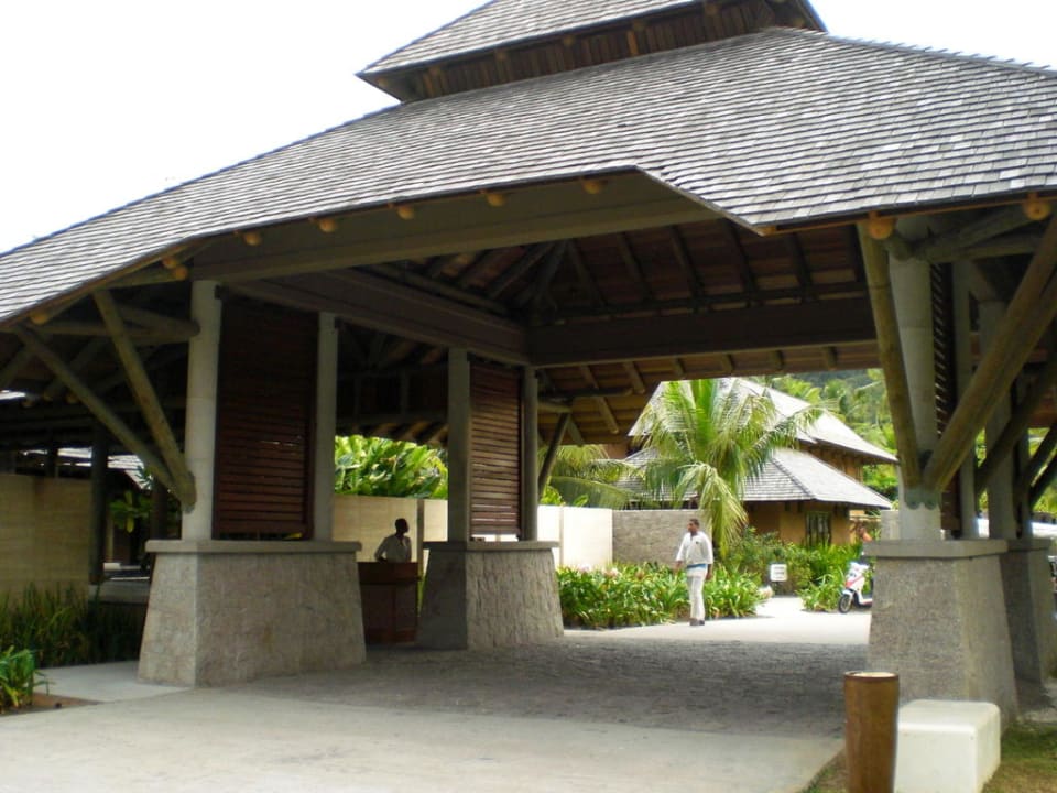 Hoteleingang Constance Ephelia