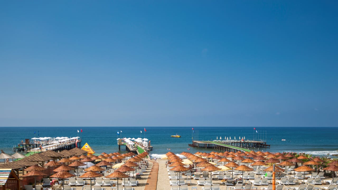 Strand Dizalya Palm Garden