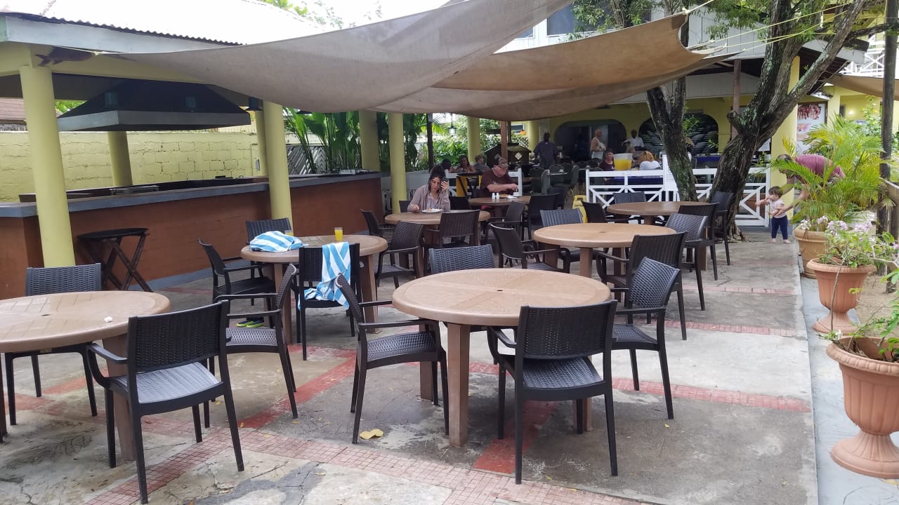 Gastro Merril's Beach Resort III