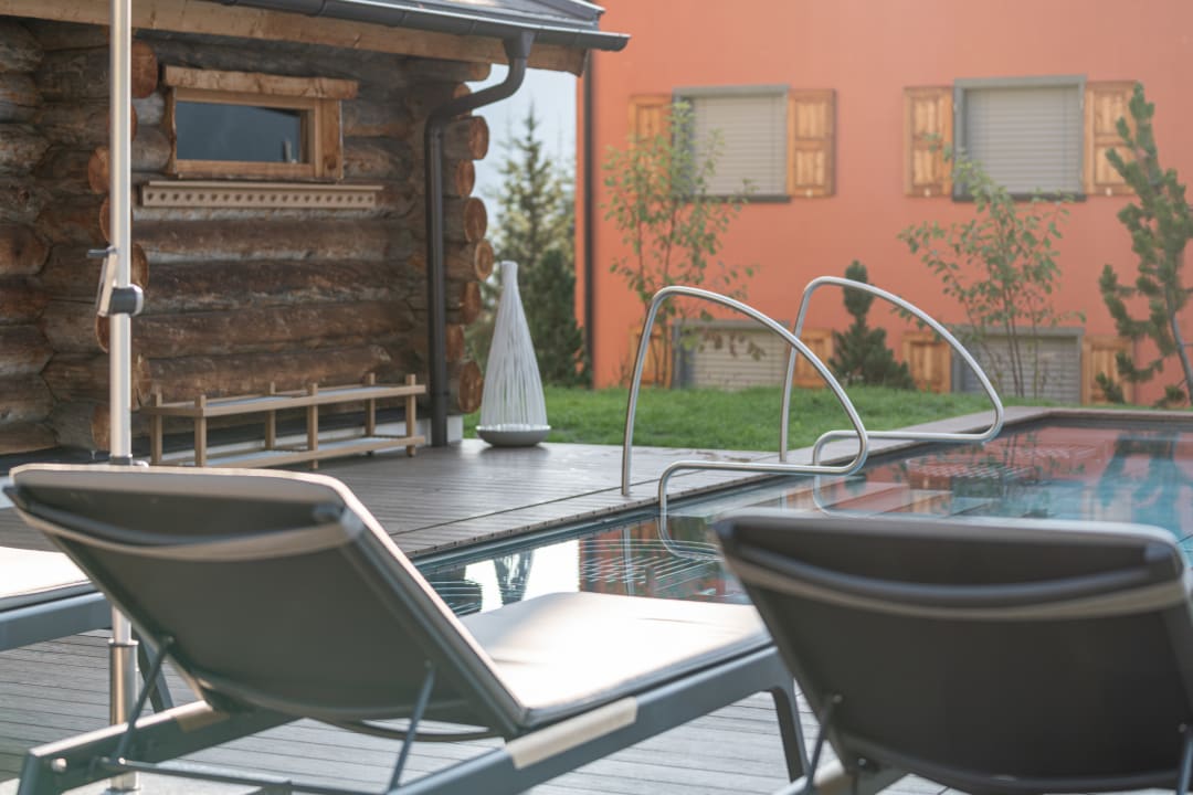 Pool Waldhotel Arosa