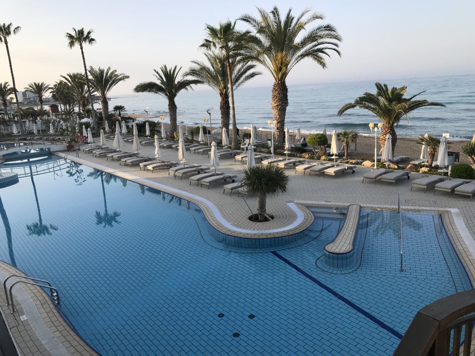 Pool Hotel Sunrise Beach