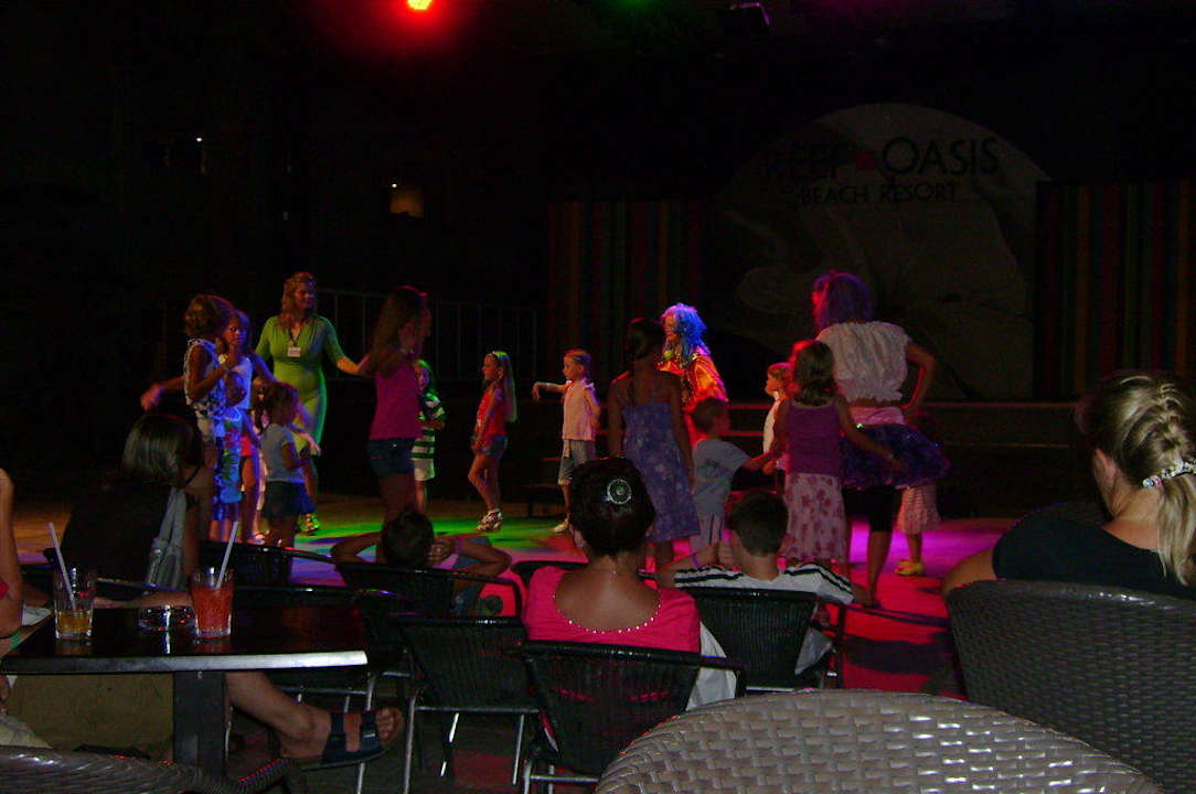 All abendliche Kinderdisco Hotel Reef Oasis Palms