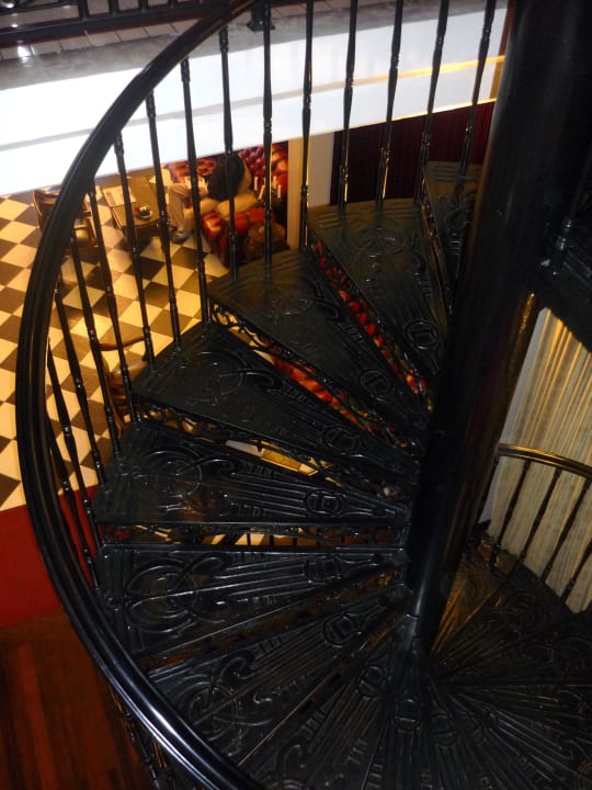 Treppe zum Cotton Club Shanghai Mansion Bangkok