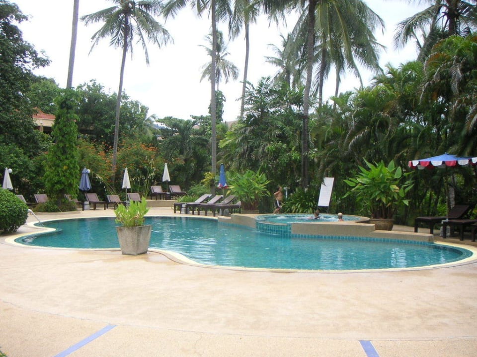 Pool am Strand The Fair House Beach Resort