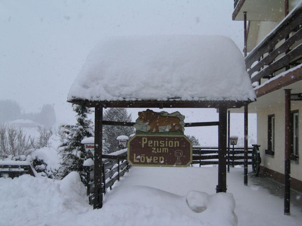 Pension Löwen im Schnee - 2 Gasthaus Löwen