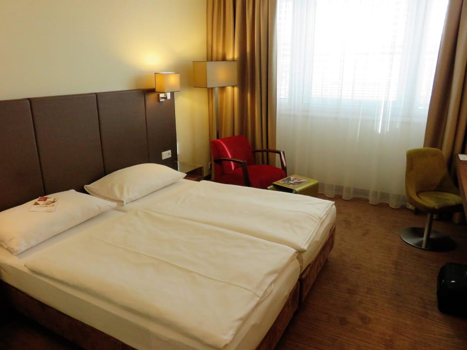 Standard Doppelzimmerr #128 Austria Trend Hotel Doppio