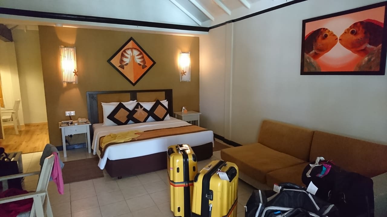Zimmer Ellaidhoo Maldives by Cinnamon