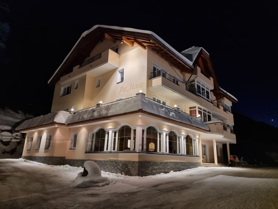 Außenansicht Hotel Pension Pra Monte