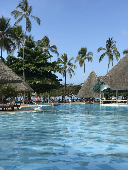 Pool Neptune Pwani Beach Resort & Spa