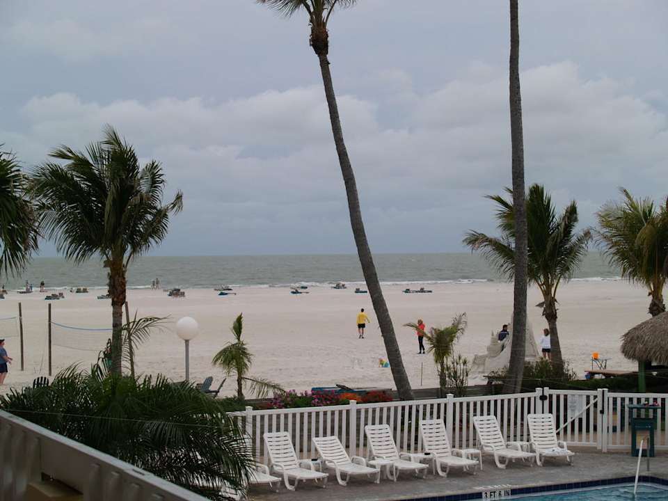 Toller Strand Hotel Outrigger Beach Resort