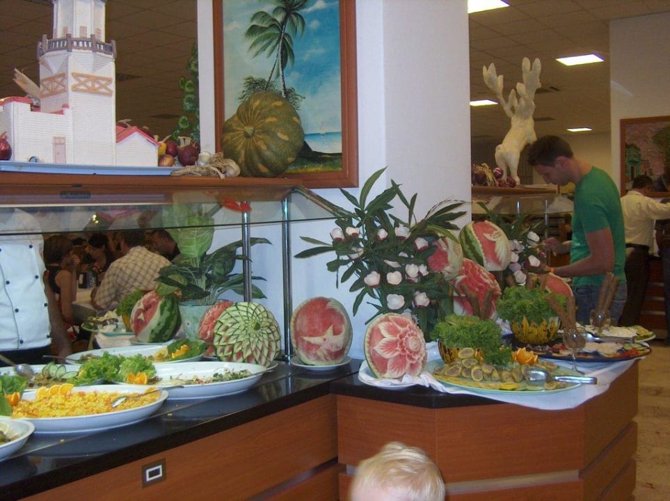 Köstlich und schön - Melonen Hotel Grand Efe