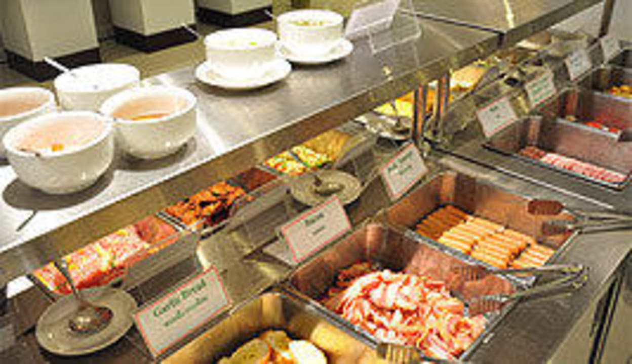 Büffet Hotel Flipper House