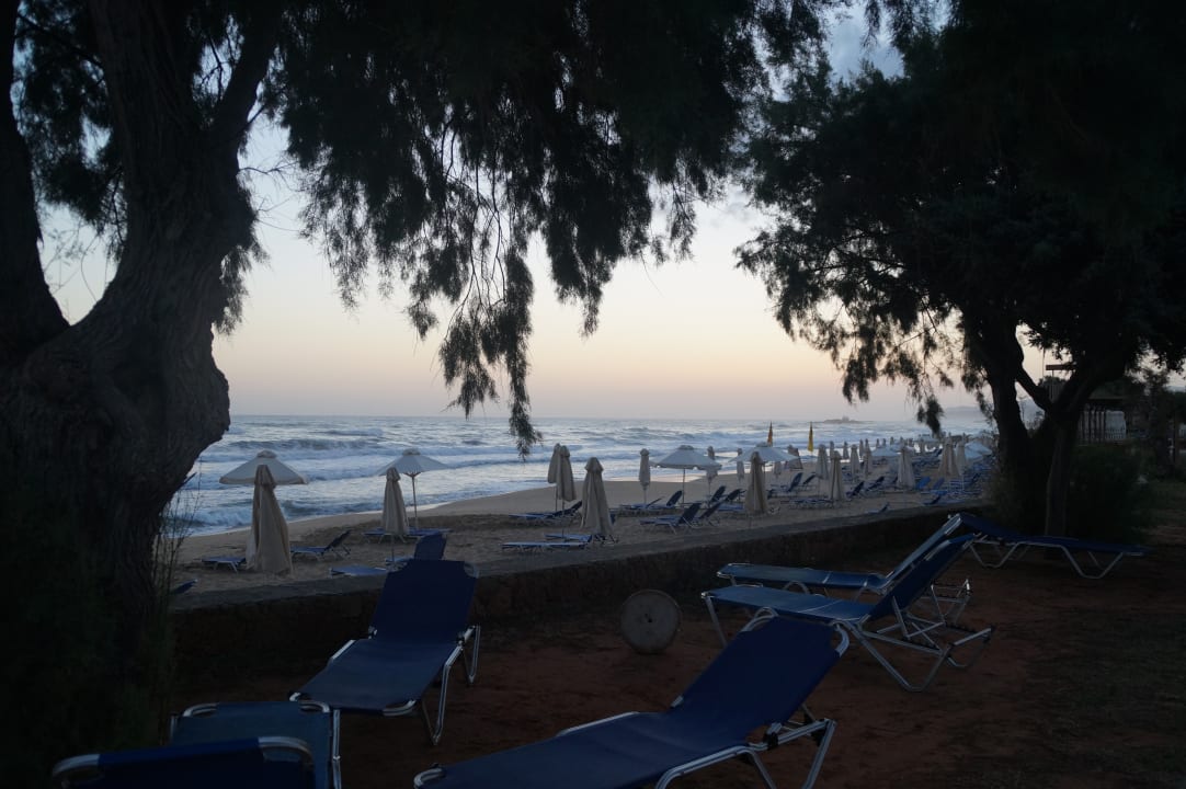 Strand Kernos Beach Hotel & Bungalows