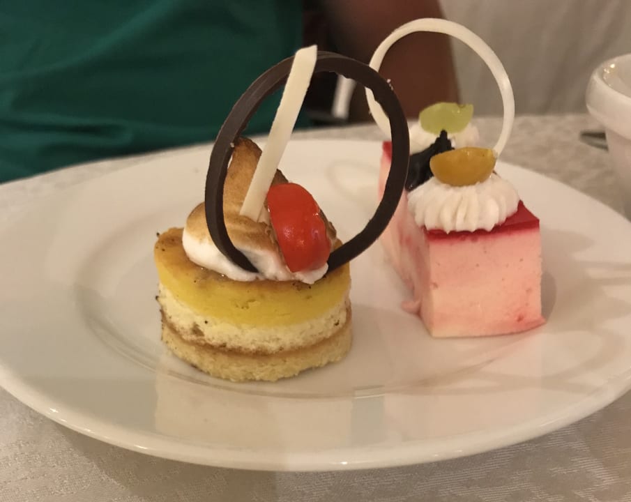 Gastro Kaisol Romance Resort