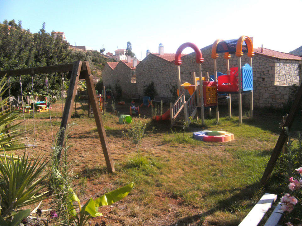 Der Kinderspielplatz Stone Village Petrino Horio