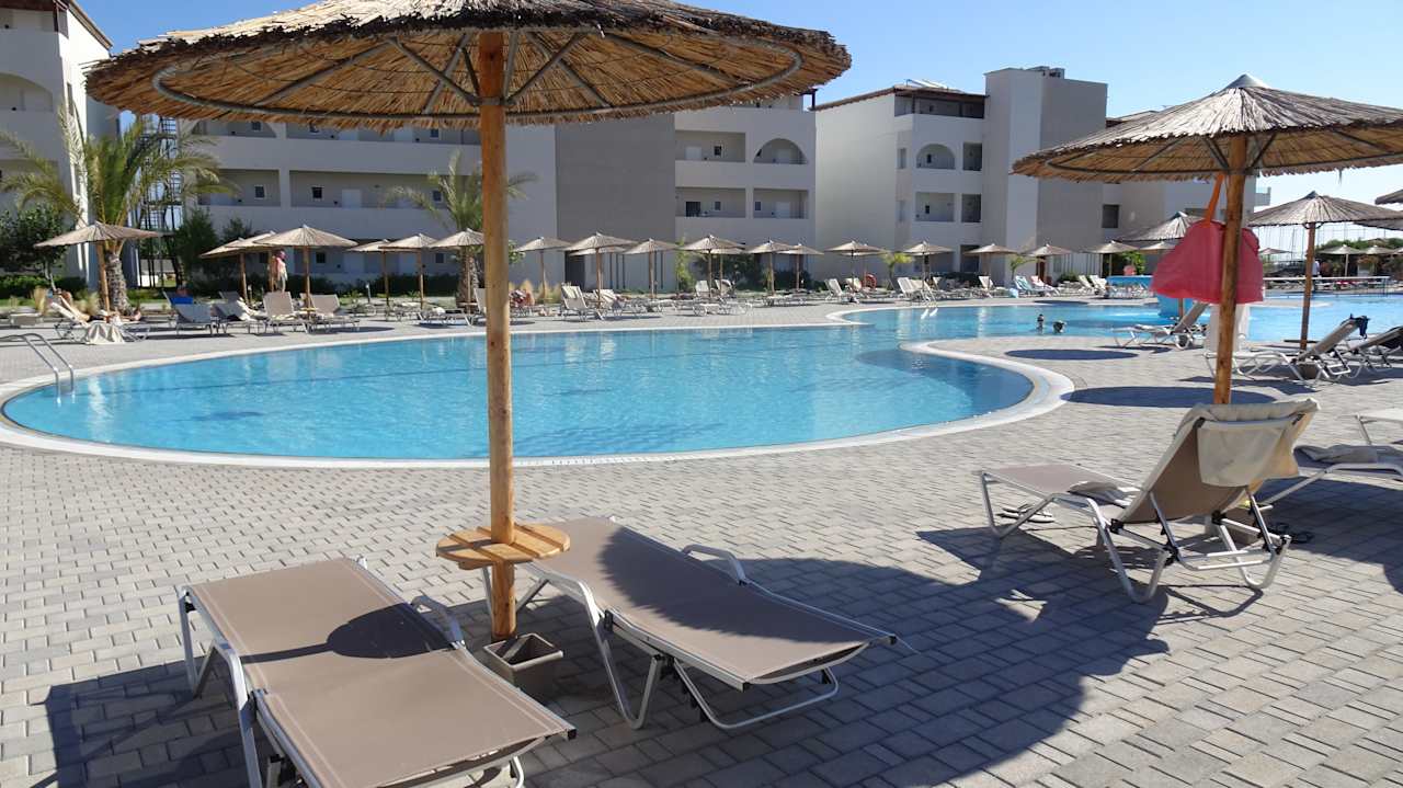 Pool Myrina Beach Hotel