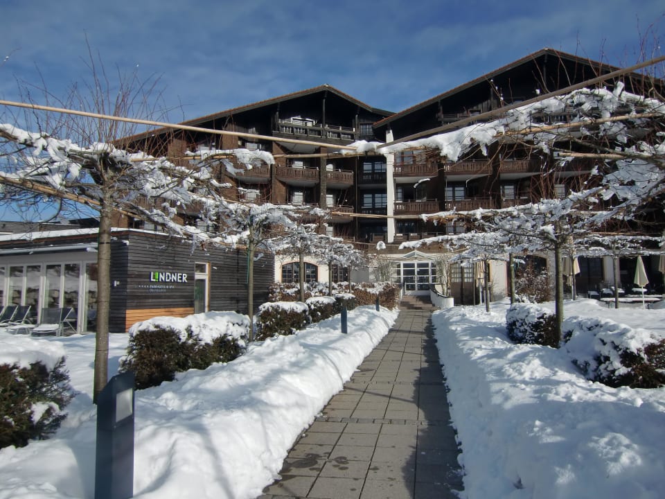 Lindner Parkhotel im Winter Parkhotel Oberstaufen