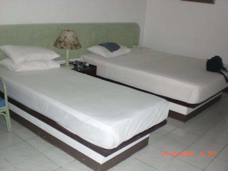 Unser Zimmer, einfach jedoch sauber Summer Island Maldives