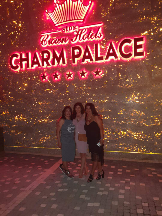 Außenansicht Well Palace Side